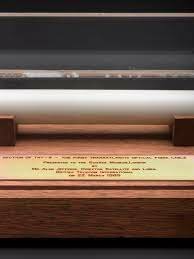 Primer enlace transoceánico