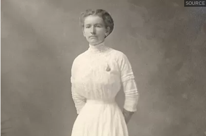 Women's Fashion in early 1900's