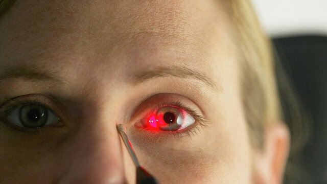 Escáner de retina portátil