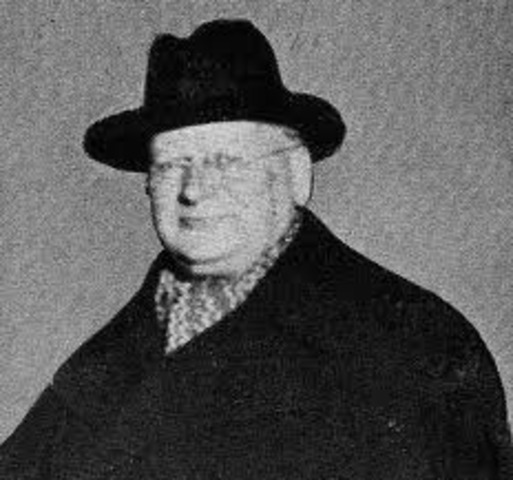 Litvinov negotiate with the Western Powers