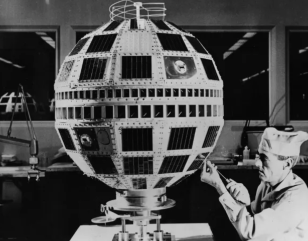Telstar 1, el primer satélite de comunicaciones comerciales