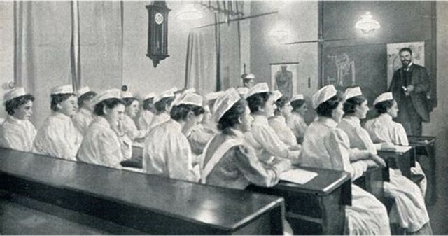 Plan de Estudios enfermeras y parteras