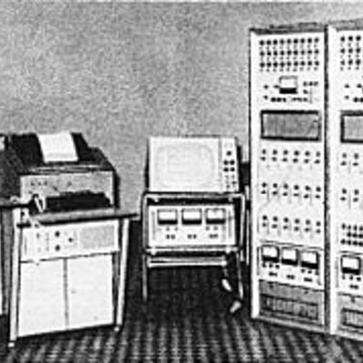 Timeline: Computadores analógicos y amplificadores operacionales