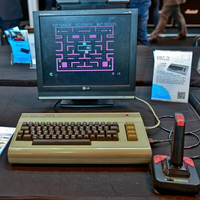 Timeline: 90s Technology