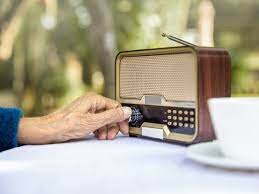 Primeras frecuencias oficiales