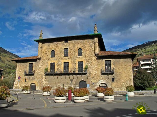 Juventud en 10 años