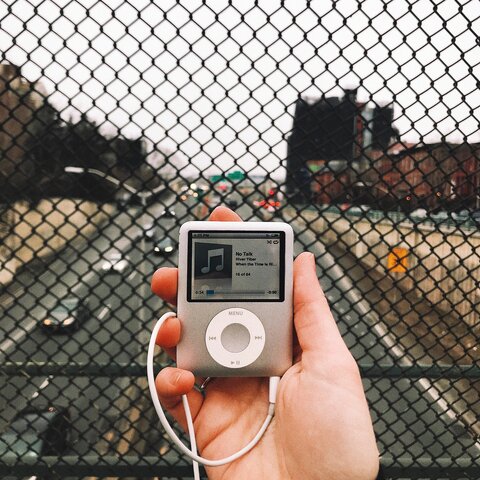 MP3 player (iPod)
