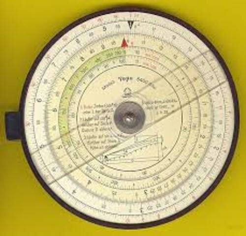 Regla deslizante  "circulos de proporción" (William Oughtred)