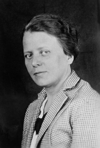 Ida Tacke (25 de febrero de 1896-  24 de septiembre de 1978)