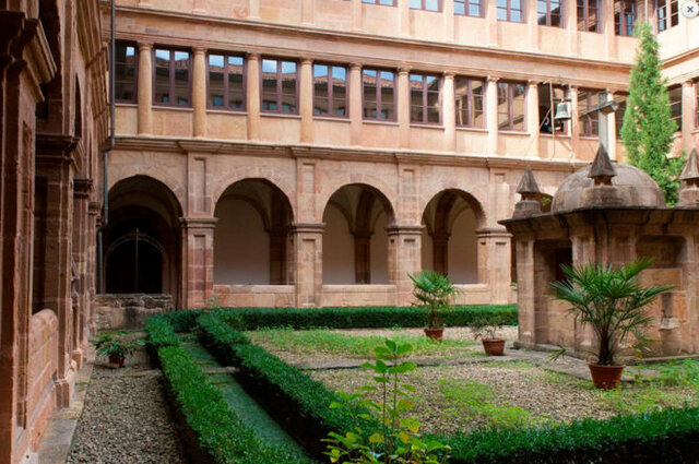 Surgimiento de los monasterios