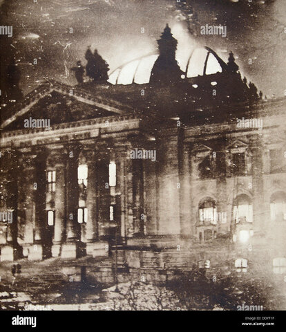 EL INCENDIO DEL REICHSTAG. 27 DE FEBRERO DE 1933