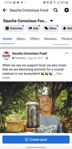 Michiel Bush studies beekeeping