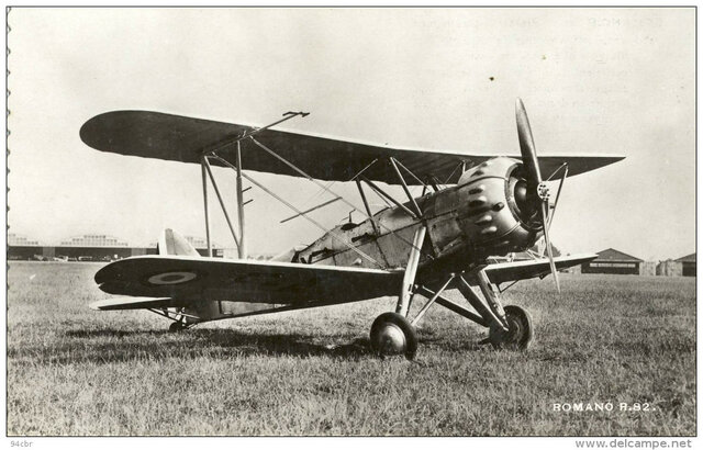 BIPLANO PROPULSADO A MOTOR