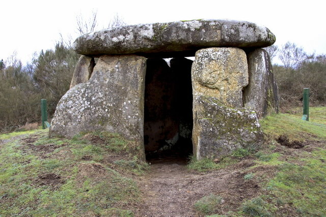 Monuments Megalítics