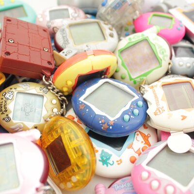 Timeline: Time Capsule 1990