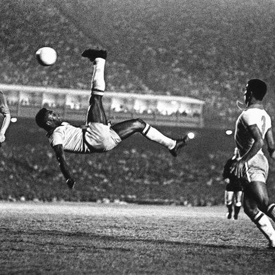 Timeline: LA HISTORIA DE FÚTBOL