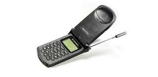 PRIMER TELEFONO PLEGABLRE