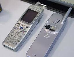 Primer celular con camara