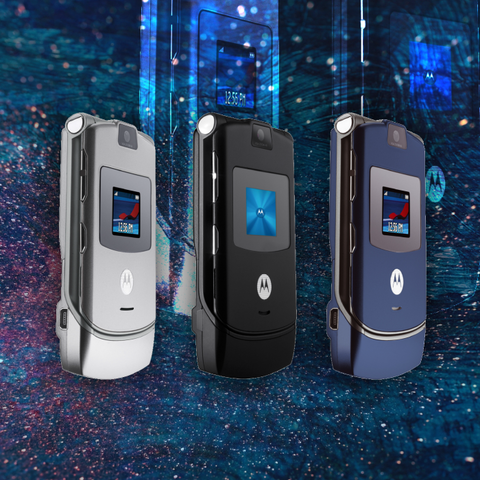 2004: primer teléfono ultra fino