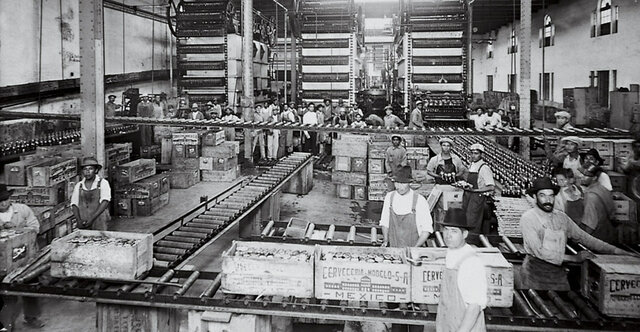 Inicia la industrialización