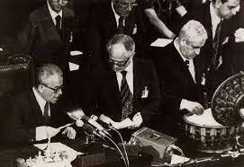 Pertini diventa presidente della camera