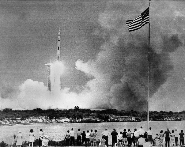 1970 launching the Apollo 13