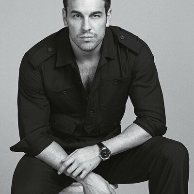 Timeline: Mario Casas Sierra