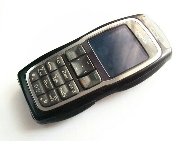 Nokia 3220