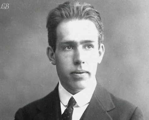 Niels Henrik David Bohr (7 de octubre de 1885 - 18 de noviembre 1962)