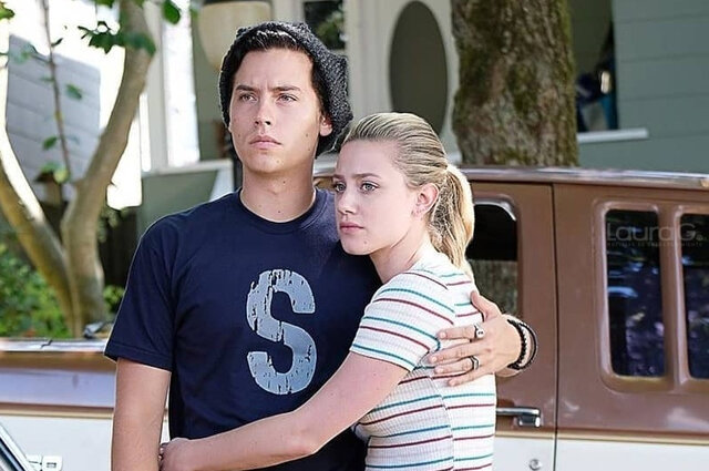 Conflictos que tuvo riverdale con su elenco