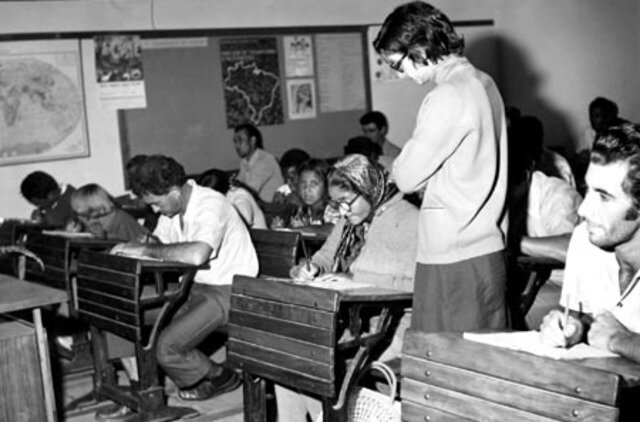 • 1° Escola Noturna