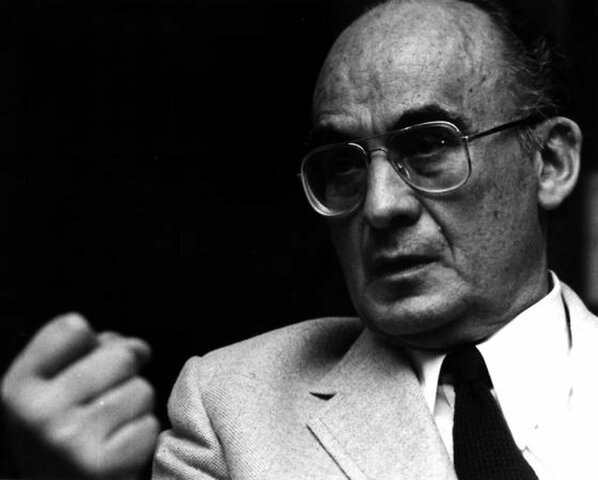 Luis Echeverría Álvarez - Reforma Educativa.