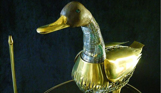 Pato automático y Androide flautista