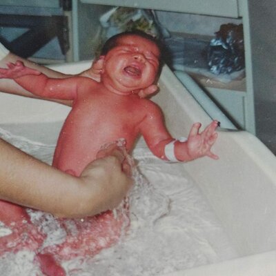 Timeline: Yasmin em: vivência de saúde