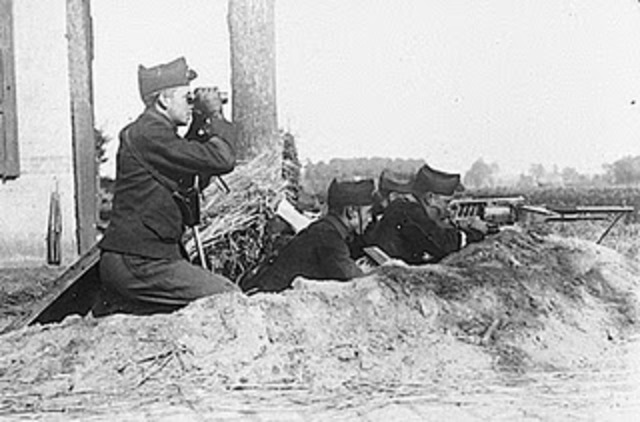 Allies initiate their last offensive on the western front