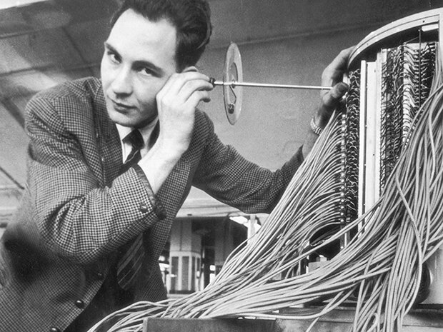 La primer computadora de uso general en el mundo