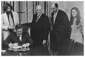 George Mason College becomes 4 Year Institution under University of Virginia