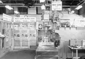 Primera máquina industrial controlada numéricamente