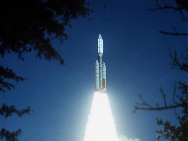 Voyager 1 launched