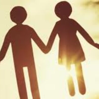 Timeline: La Familia