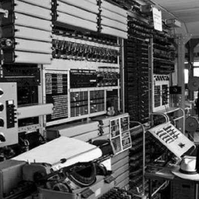 Timeline: LA HISTORIA DE LOS COMPUTADORES