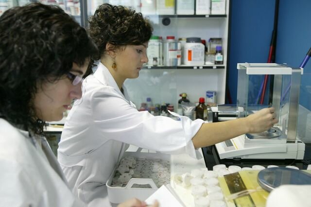 Cuarto Periodo segun Bhrem y Kassin