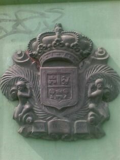 Es forma la Corona de Castella