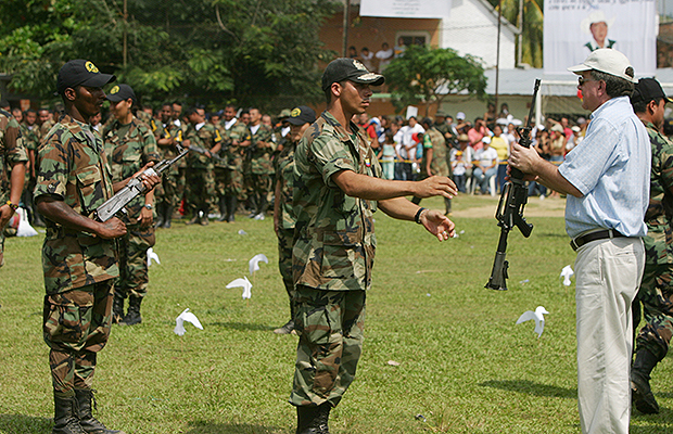 DESMOVILIZACIONES DE LAS AUC (2003-2006)