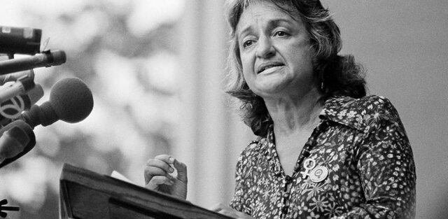 La mística de la feminidad