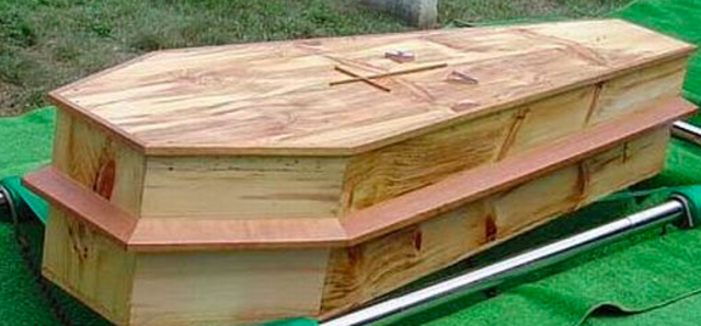 Edgars Foster Mother Dies