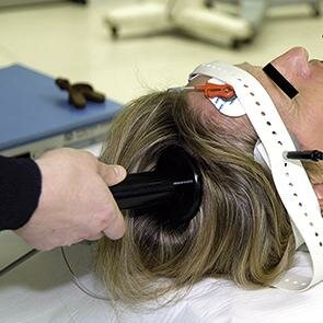 UGO CERLETTI Y LUCIO BINI (1938). Médicos italianos