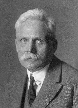 •	Wilhelm Wien (1864 – 1928)