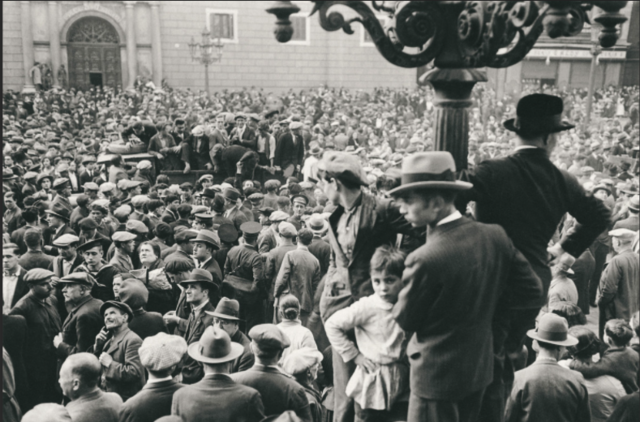 España en una sociedad democrática y moderna.