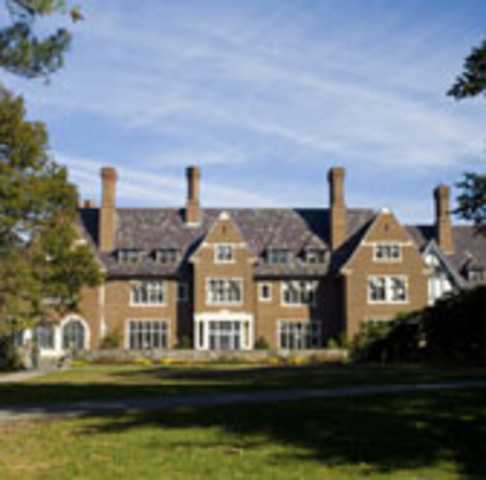 She attended Sarah Lawrence College